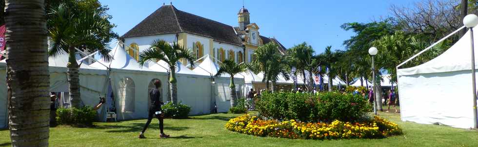 19 octobre 2016 - St-Pierre - Grand Raid - Remise des dossards -Jardins de la mairie