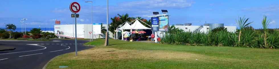 30 octobre 2016 - St-Pierre - ZAC Canabady - Bazardier fruits et lgumes