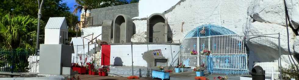 13 novembre 2016 - St-Pierre - Amnagement grotte ND de Lourdes