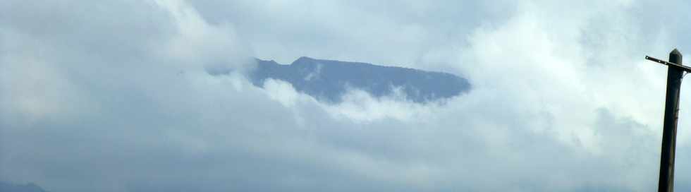 13 novembre 2016 - St-Pierre - Le Dimitile dans les nuages