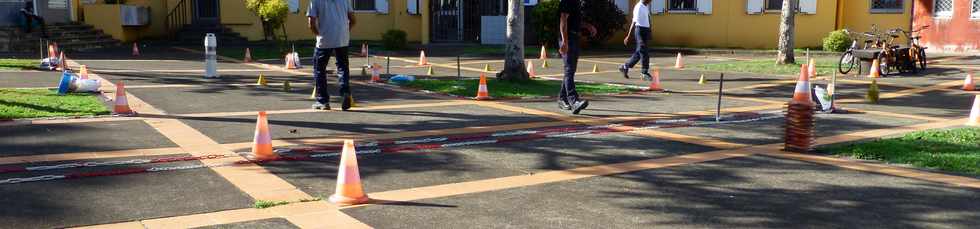 9 dcembre 2016 - St-Pierre - Basse Terre - Journes de la citoyennet - Piste ducation routire