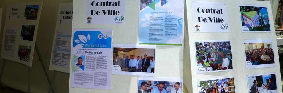 9 dcembre 2016 - St-Pierre - Basse Terre - Journes de la citoyennet -  Stand  Contrat de ville