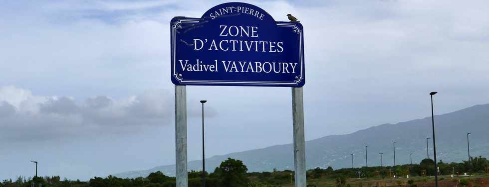 12 mars 2017 - St-Pierre - Z4 - Zone d'activits Vadivel Vayaboury