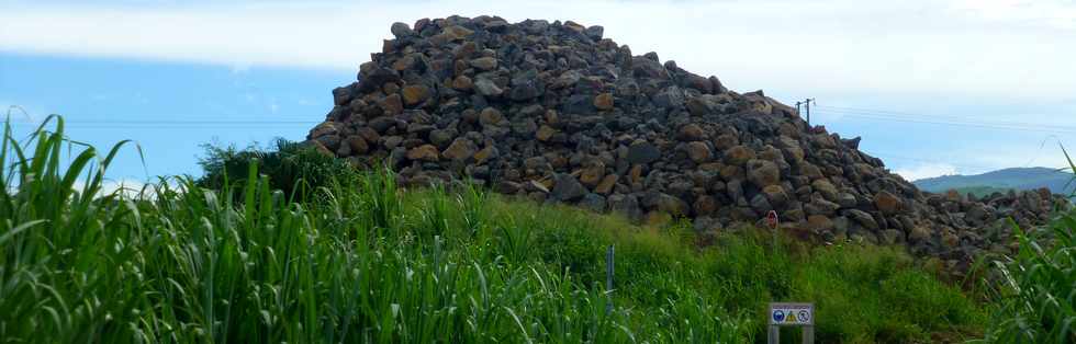 24 mars 2017 - St-Pierre - Bassin Plat - Chemin Croix Jubil - Extraction de roches