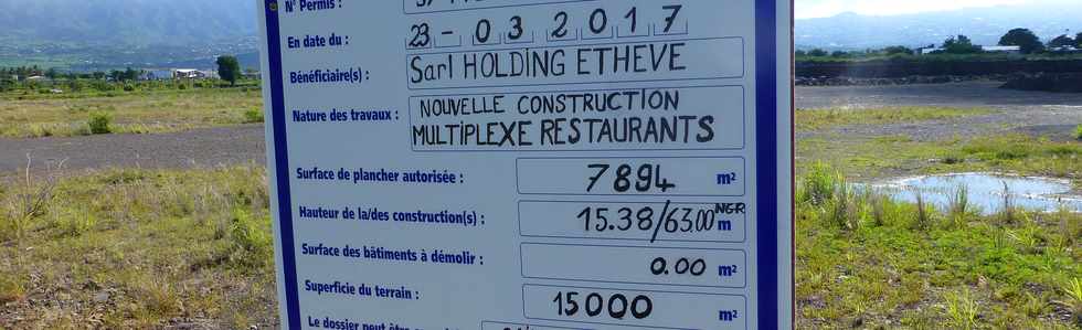 2 avril 2017 - St-Pierre - Pierrefonds - ZAC Roland Hoareau - 1è tranche - Construction  Multiplexe -Restaurants  holding Ethève