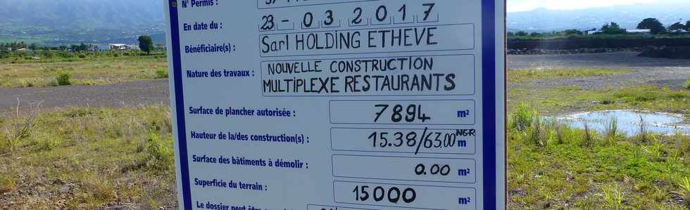 2 avril 2017 - St-Pierre - Pierrefonds - ZAC Roland Hoareau - 1 tranche - Construction  Multiplexe -Restaurants  holding Ethve