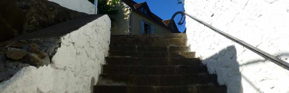 9 avril 2017 - St-Pierre - Escalier vers le souterrain de la rivire d'Abord -