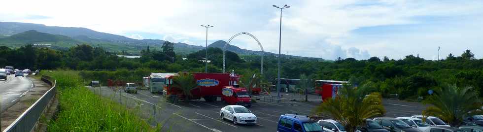 12 avril 2017 - St-Pierre - Parking Auchan - Cirque Achille Zavatta