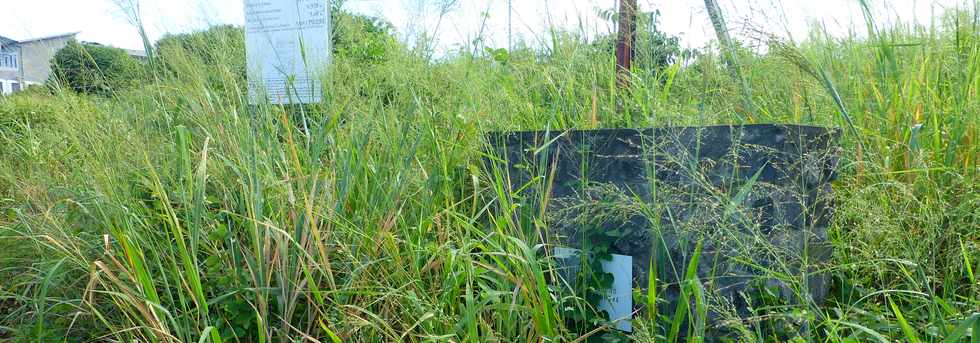 12 avril 2017 - St-Pierre - Terre Sainte - Plaque Technopole