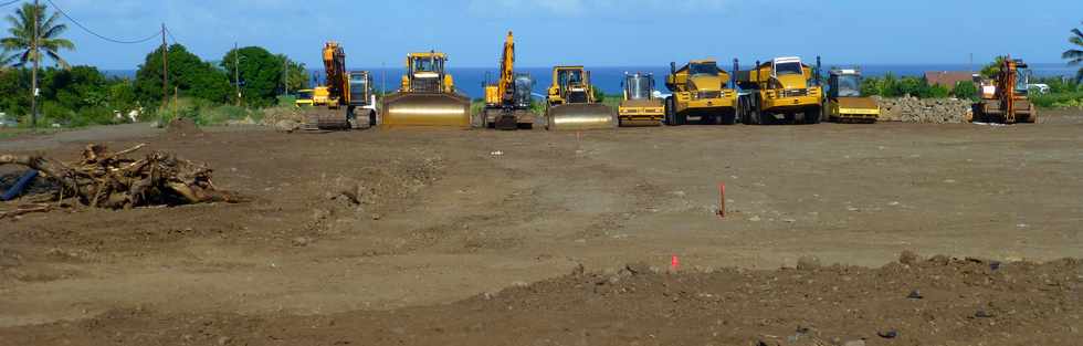 23 avril 2017 - St-Pierre - Pierrefonds - ZAC Roland Hoareau -  Chantier 2 tranche