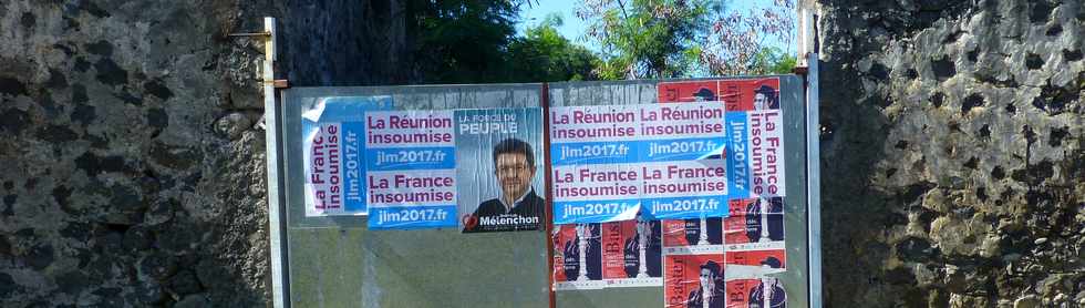 23 avril 2017 - St-Pierre - Pierrefonds - Affiches électorales