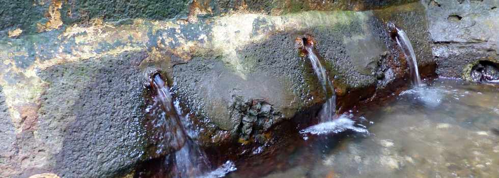 26 avril 2017 - St-Pierre - Chantier escalier passage souterrain vers la rivire d'Abord -