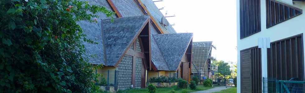 19 mai 2017 - St-Pierre - Réfection toiture église de Ravine Blanche par ECIS