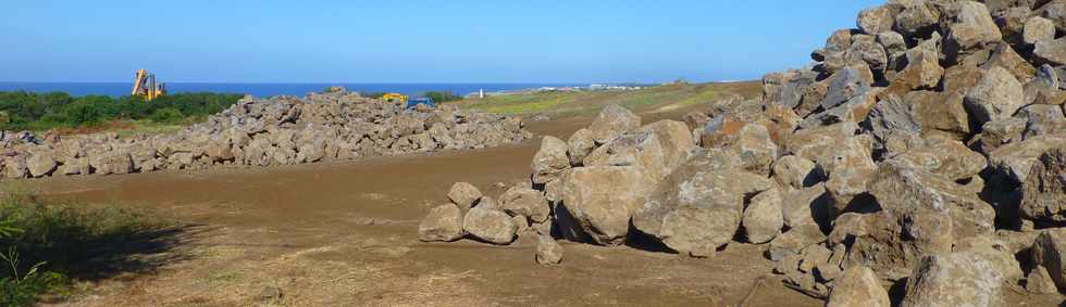 29 octobre 2017 - St-Pierre - Chemin Badamier - Extraction de roches