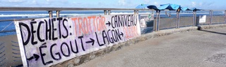 10 juin 2018 - St-Pierre - Rue Max Vauquelin - Nettoyage de la plage par les lves de Louis Pasteur - Bellier -