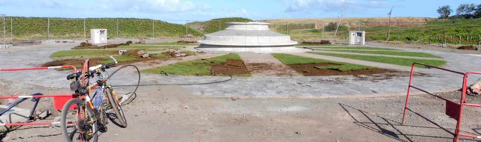 24 juin 2018 - St-Pierre - Saline Balance - Amnagement du littoral ouest   - Roue de charrette