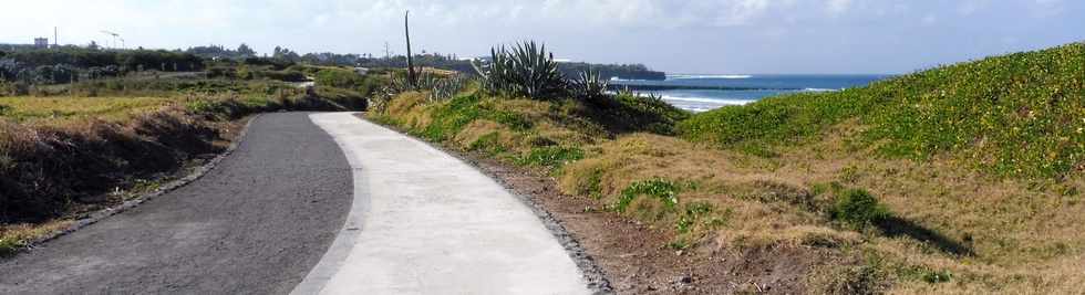 19 aot 2018 - St-Pierre - Saline Balance -Chantier d'amnagement du littoral ouest