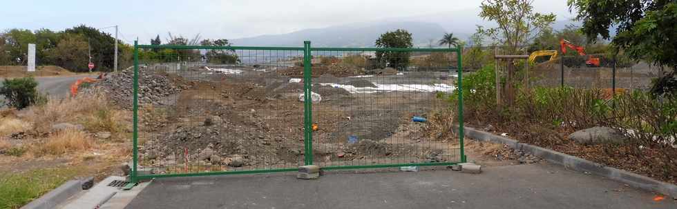 30 septembre 2018 - St-Pierre - ZAC Roland Hoareau - Travaux de raccordement de voirie