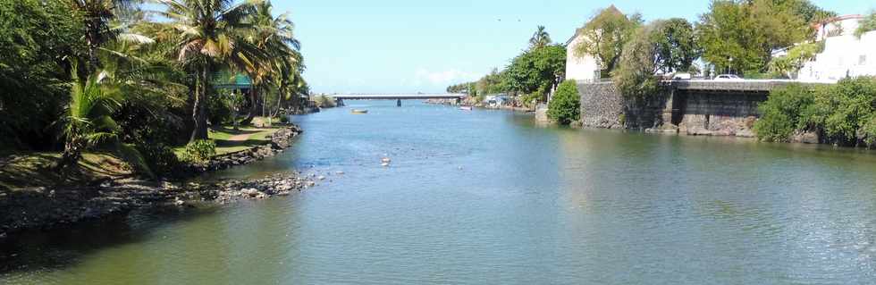 4 novembre 2018 - St-Pierre - Embouchure de la rivire d'Abord