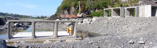 5 dcembre 2018 - Bras de Cilaos - Chantier de l'amnagement hydraulique au radier du Ouaki