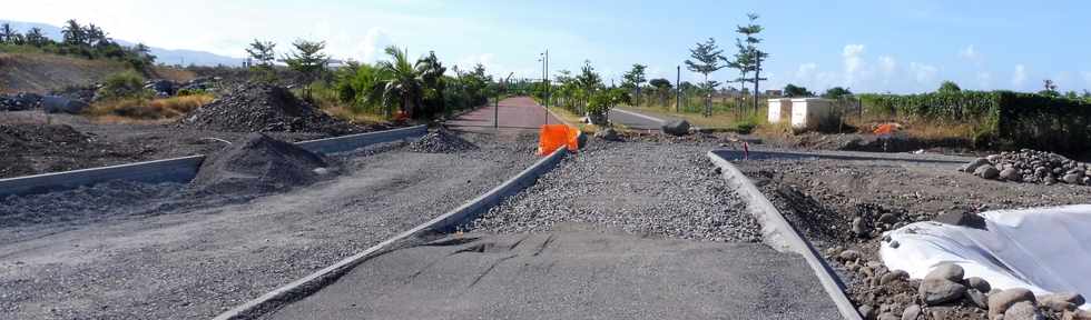 24 mars 2019 - St-Pierre - Pierrefonds - ZAC Roland Hoareau - Chantier de jonction des voies TCSP