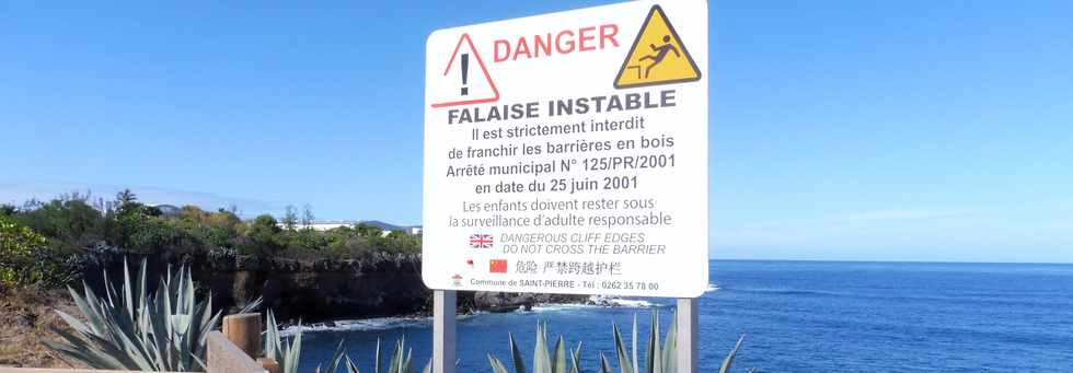 12 mai 2019 - St-Pierre - Pointe du Diable - Aménagement littoral ouest  - Panneau Falaise instable