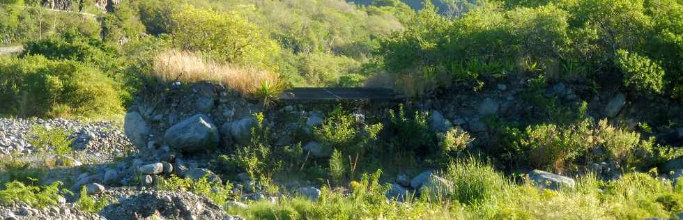 30 juin 2019 - St-Pierre - Bras de Cilaos - Radier du Ouaki - Ancienne route